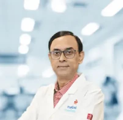 Dr. Saumitra Ray is cardiologists in Kolkata, Karetrip