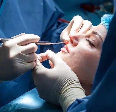 https://dxfqlcpql5f3t.cloudfront.net/Treatment/rhinology.webp