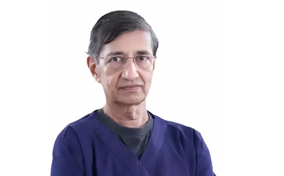 How Dr. K. R. Suresh Bapu Approaches Complex Brain Tumor Treatment Cases