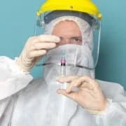 Immunotherapy vs Chemotherapy: Which Cancer Treatment Works Better?